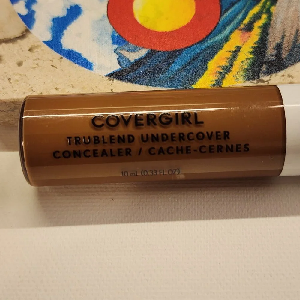 SEALED COVERGIRL truBLEND Undercover Concealer - D700 Cappuccino